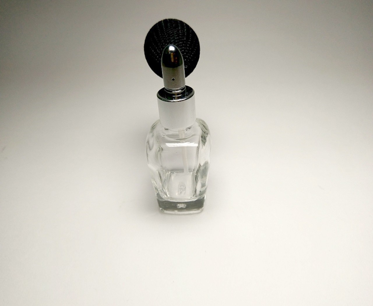 黑银配色时尚配件球喷头玻璃香水瓶