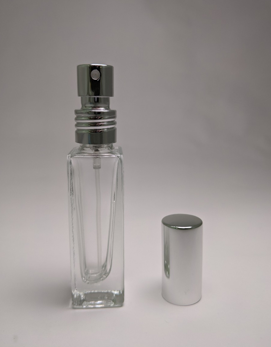 7ml 攜帶式銀色噴霧方形柱體玻璃瓶